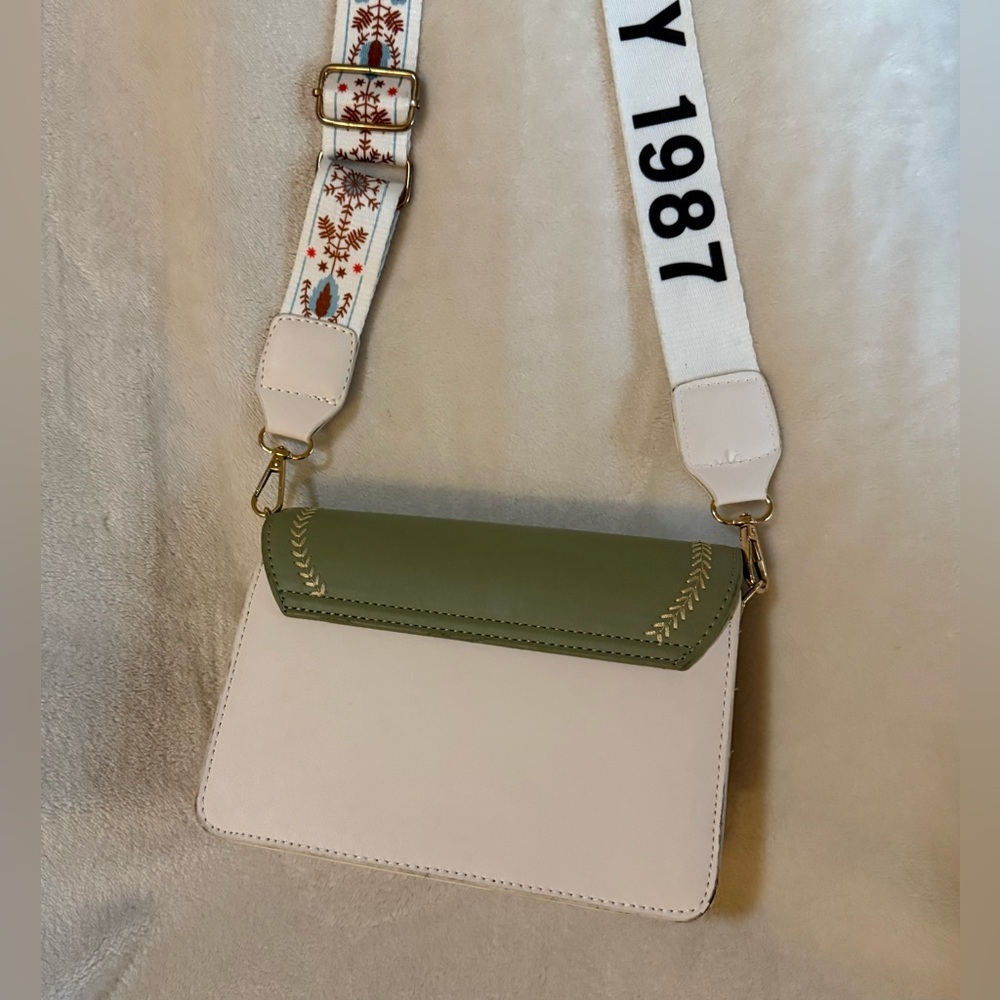 SN & fashion. Deauty 1987 Crossbody Bag – - Picture 6 of 8